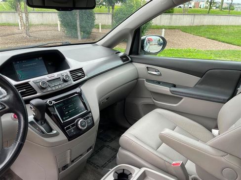 Used 2015 Honda Odyssey EX-L image 92
