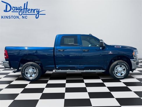 New 2024 RAM 2500 Tradesman w/ Towing Technology Group image 6