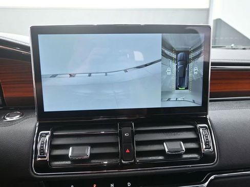 Used 2024 Lincoln Navigator L 4WD image 20