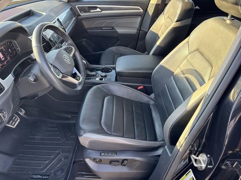 Used 2022 Volkswagen Atlas SEL Premium image 9