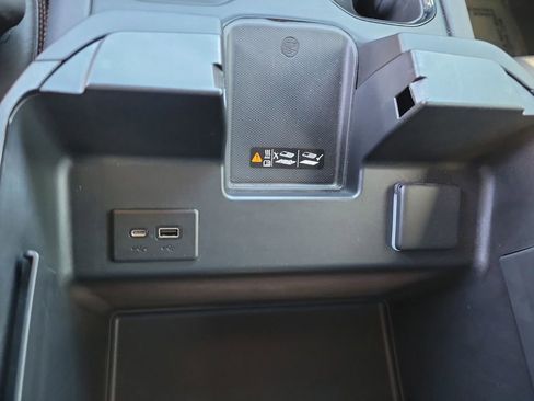 Used 2022 GMC Sierra 1500 AT4 w/ AT4 Premium Package image 27