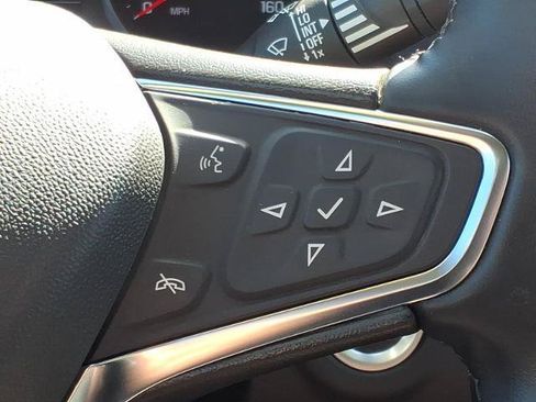 Used 2024 Chevrolet Equinox LT AWD/4WD image 17