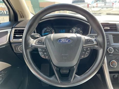 Used 2018 Ford Fusion S FWD image 38