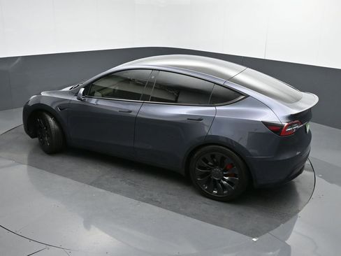 Used 2022 Tesla Model Y Performance AWD/4WD image 37