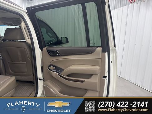 Used 2015 GMC Yukon XL SLT w/ Open Road Package image 14