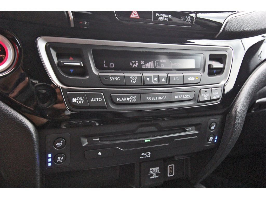 Used 2022 Honda Pilot Elite image 24