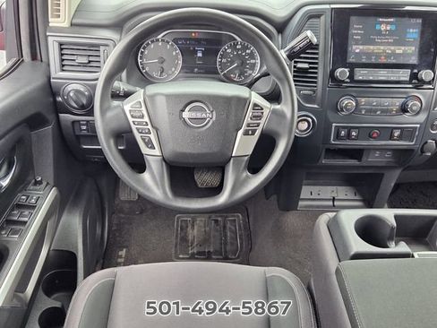 Used 2023 Nissan Titan SV RWD image 11