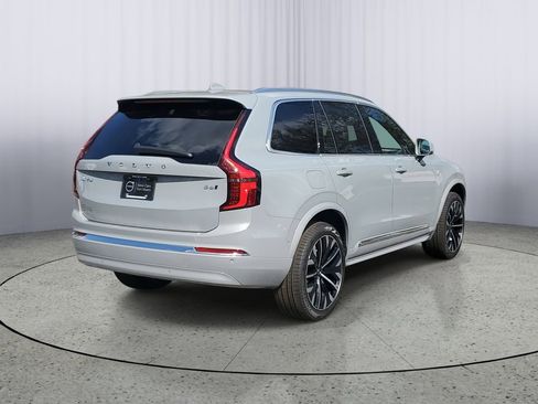 New 2026 Volvo XC90 B6 Plus w/ Protection Package Premier image 2