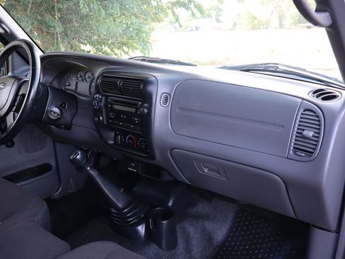 Used 2004 Ford Ranger XLT image 16