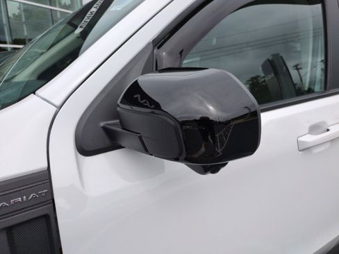 Used 2025 Ford Maverick Lariat AWD/4WD image 10