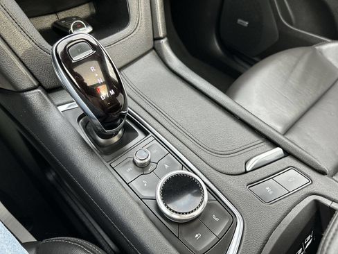 Used 2024 Cadillac XT5 Premium Luxury w/ Technology Package image 20