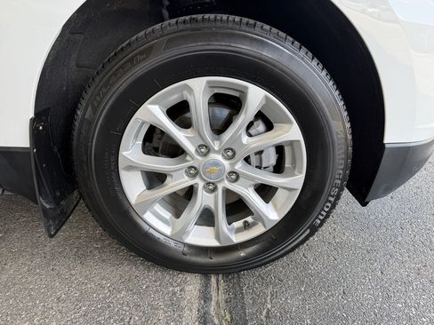 Used 2019 Chevrolet Equinox LT AWD/4WD image 29