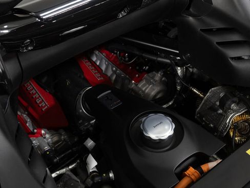 Used 2023 Ferrari SF90 Spider AWD/4WD image 22