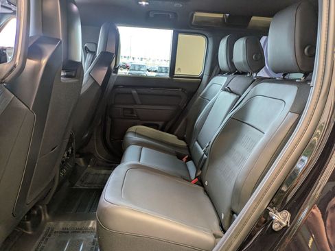 New 2026 Land Rover Defender 110 OCTA image 15