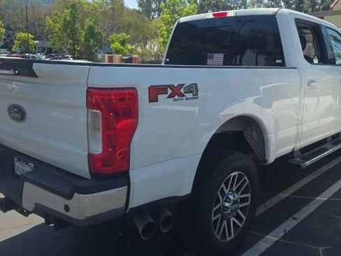 Used 2019 Ford F250 Lariat w/ Lariat Value Package AWD/4WD image 2
