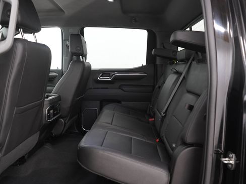 Used 2022 Chevrolet Silverado 1500 LTZ AWD/4WD image 15