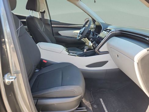 Used 2022 Hyundai Tucson SE image 18