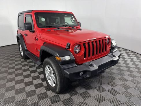 Used 2020 Jeep Wrangler Sport AWD/4WD image 2