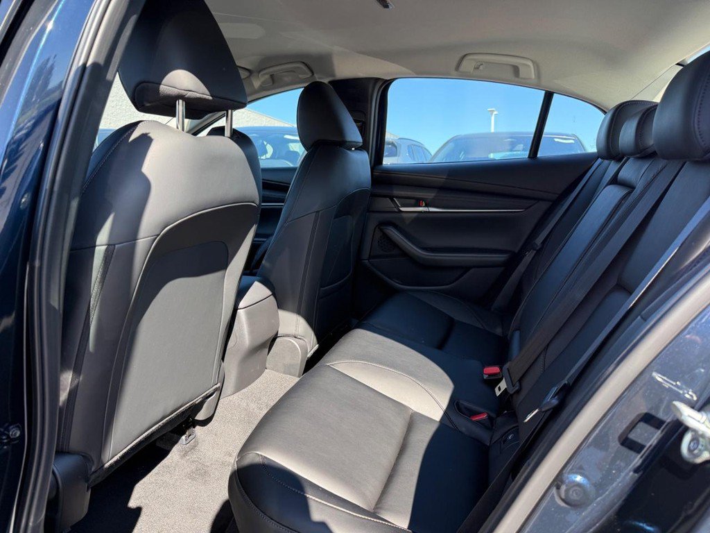 New 2026 MAZDA MAZDA3 s Sport FWD image 5