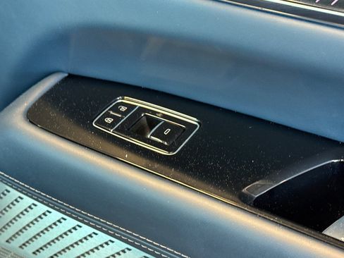 Used 2025 Cadillac Escalade IQ Sport 2 image 20