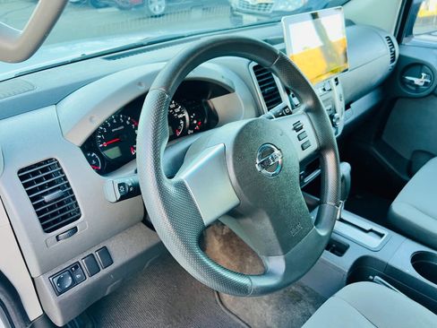 Used 2013 Nissan Xterra S image 18