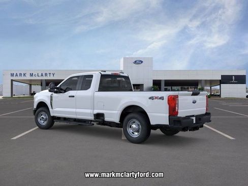 New 2026 Ford F250 XL AWD/4WD image 4