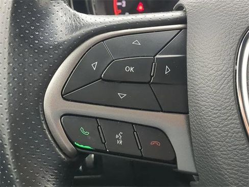 Certified 2021 Dodge Durango SXT image 28