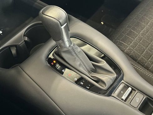 New 2026 Honda HR-V LX image 23