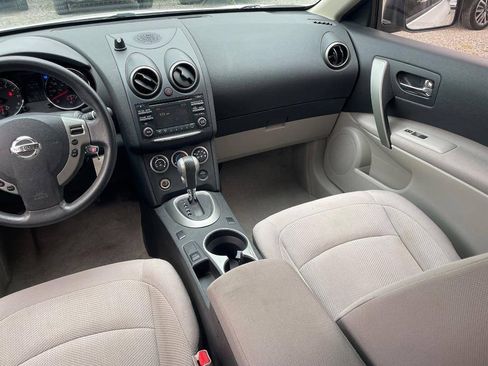 Used 2014 Nissan Rogue S w/ Convenience Package AWD/4WD image 15
