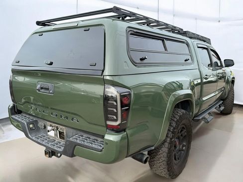 Used 2021 Toyota Tacoma TRD Sport w/ Technology Package image 25