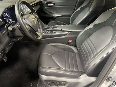 Used 2020 Toyota Avalon XSE image 16
