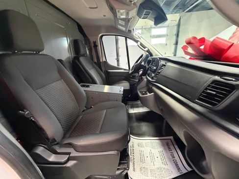 Used 2024 Ford Transit 250 Low Roof w/ Fleet Fuel Economy Package RWD image 36