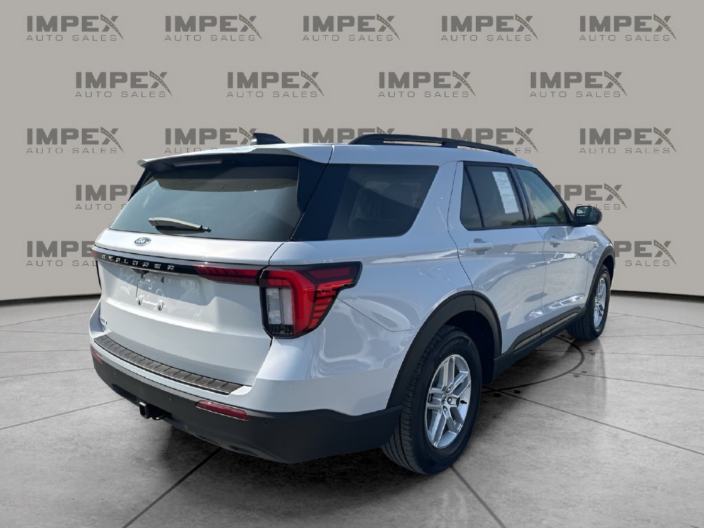 Used 2026 Ford Explorer Active RWD image 5