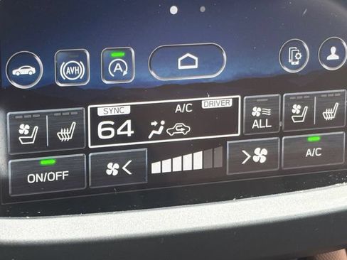 Used 2025 Subaru Forester Touring AWD/4WD image 5