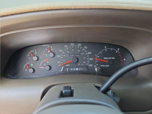 Used 2001 Ford Excursion Limited RWD image 30