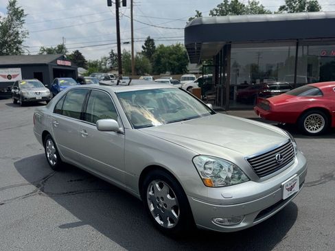 Used 2002 Lexus LS 430 image 1