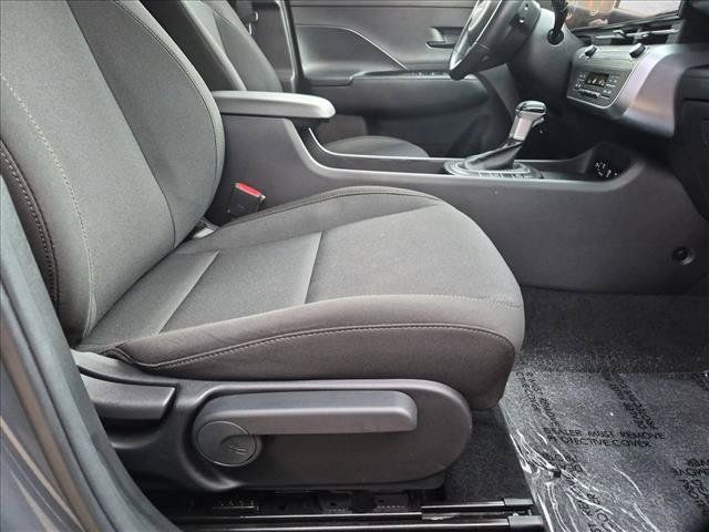 Used 2025 Hyundai Kona SEL AWD/4WD image 20