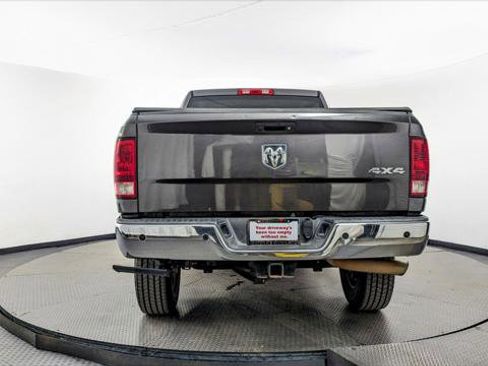 Used 2017 RAM 2500 Tradesman w/ Chrome Appearance Group image 7