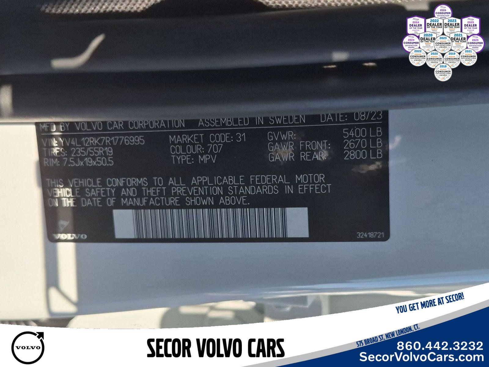 Used 2024 Volvo XC60 B5 Core w/ Protection Package Premier AWD/4WD image 26