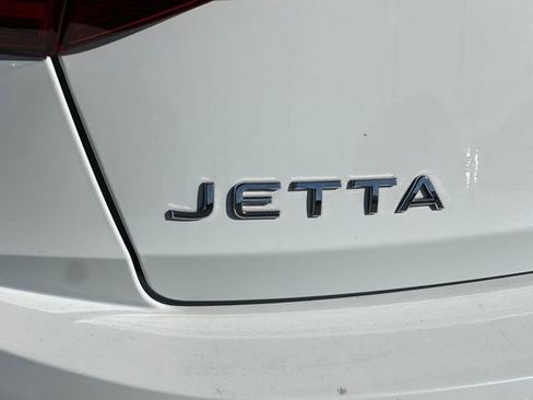 Used 2024 Volkswagen Jetta S image 32