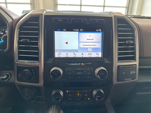 Used 2019 Ford F150 Platinum w/ Equipment Group 701A Luxury AWD/4WD image 19