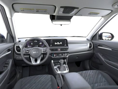 New 2026 Kia Seltos LX image 14