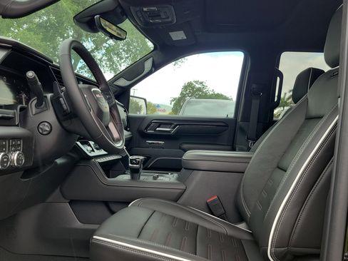 New 2026 GMC Sierra 1500 AT4X AWD/4WD image 8