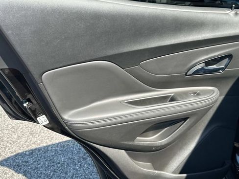 Used 2022 Buick Encore Preferred w/ Safety Package image 21