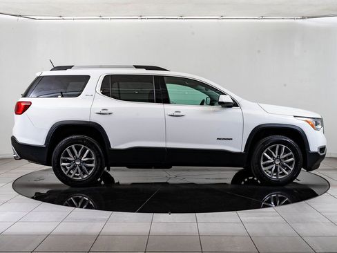 Used 2019 GMC Acadia SLE image 11