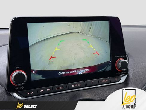 Used 2024 Nissan Sentra SV FWD image 16