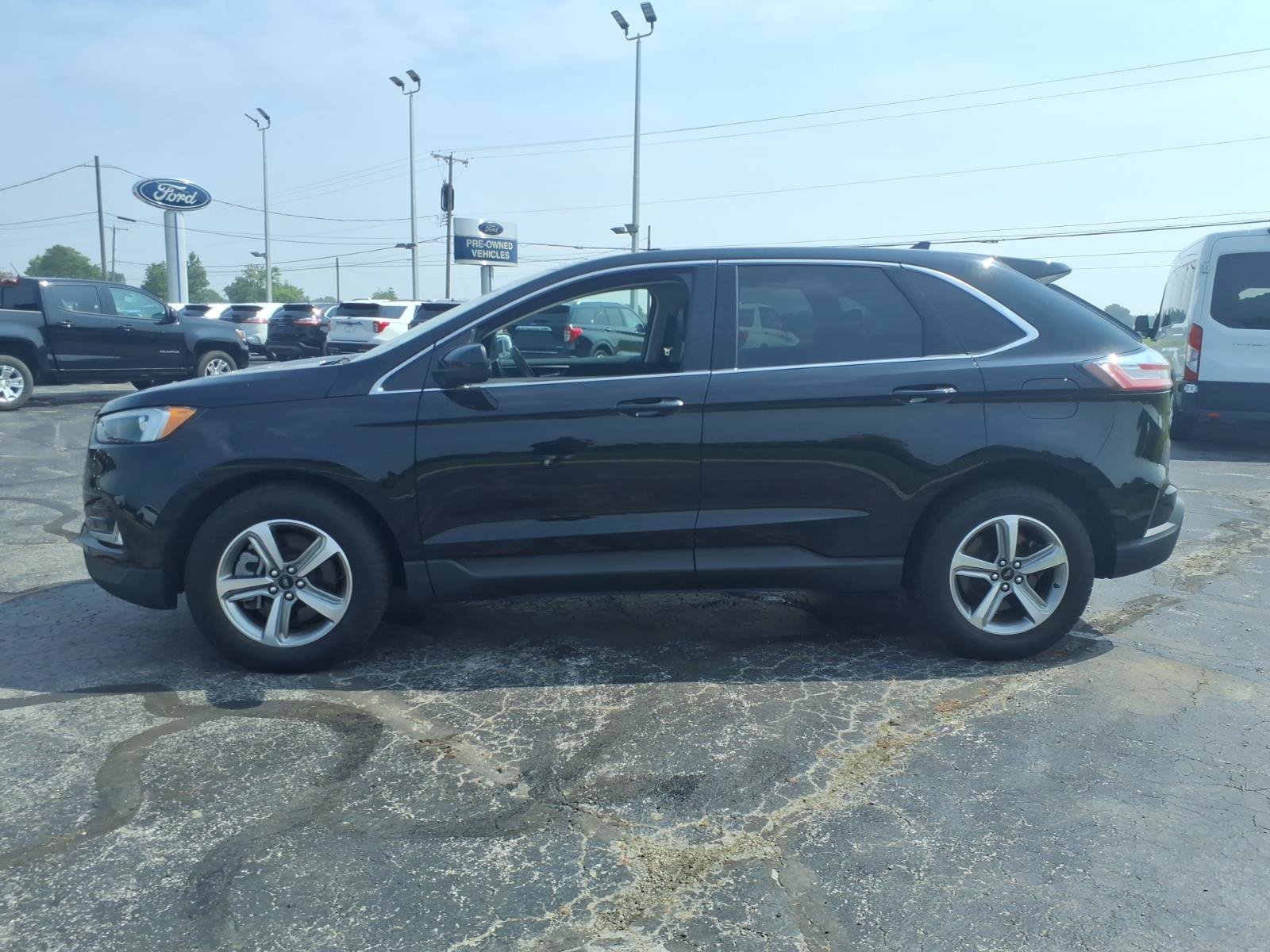 Used 2024 Ford Edge SEL w/ Convenience Package AWD/4WD image 6