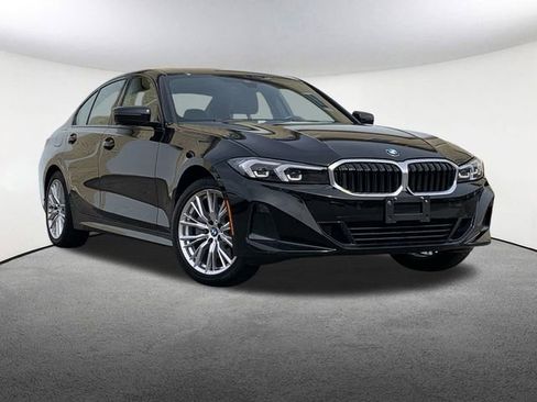 Used 2023 BMW 330i xDrive Sedan image 2
