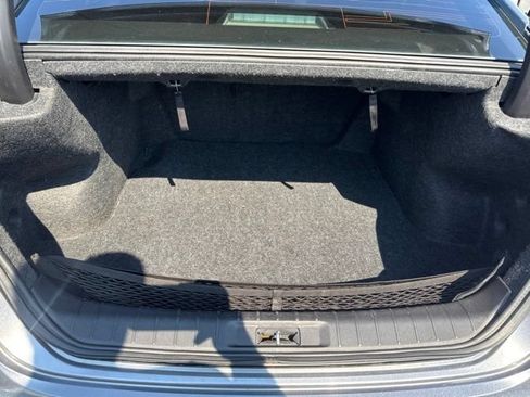 Used 2016 Nissan Maxima SR FWD image 10