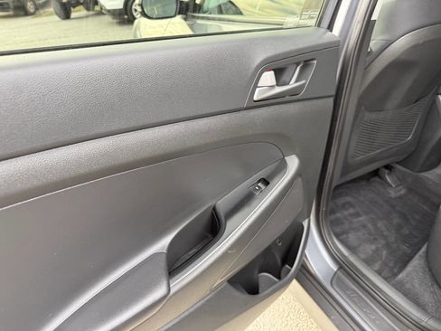 Used 2017 Hyundai Tucson Sport image 10